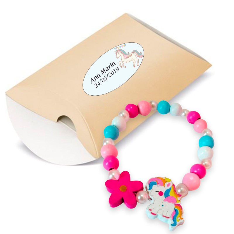 Pulsera unicornio en caja con adhesivo de cumpleaños personalizado