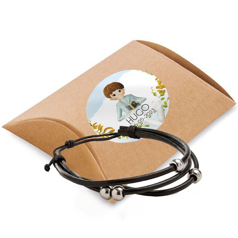 Pulsera de cuero con adornos en caja kraft personalizada