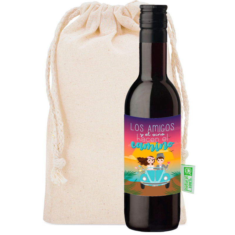 Botella de vino frutal con adhesivo simpático en bolsa de algodón para boda