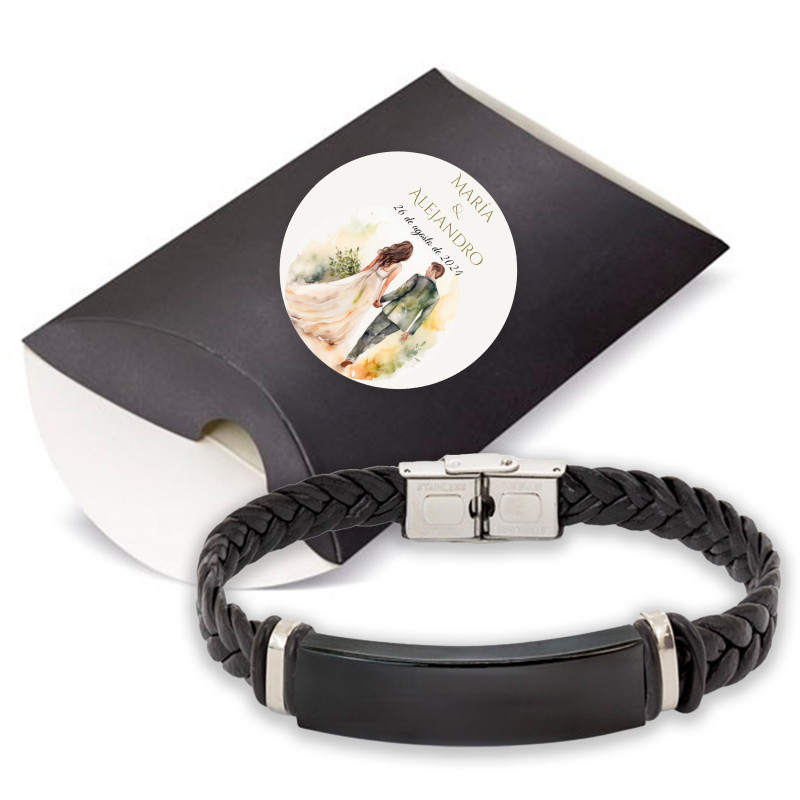 Pulsera negra de acero en estuche negro kraft con adhesivo personalizable para detalles de boda