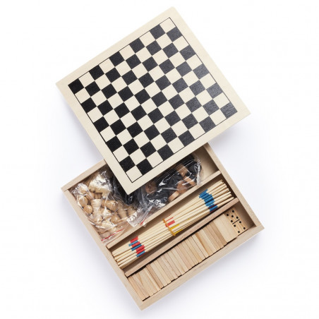 Set de juegos de mesa en caja de madera personalizada con adhesivo de Reyes Magos y bolsa kraft a juego