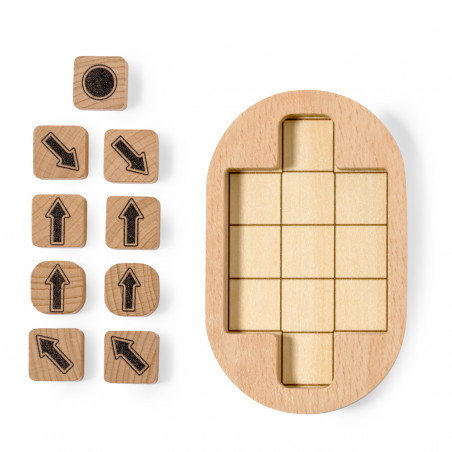 Juego de habilidad en madera con dados de flechas